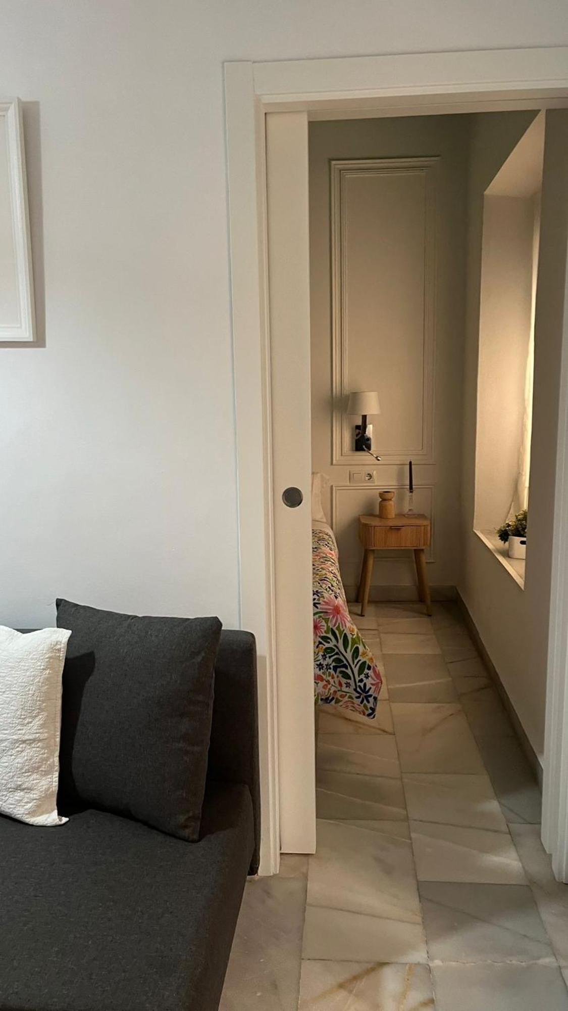 Apartamento En Casco Antiguo - Plaza De La Gavidia セビリア エクステリア 写真