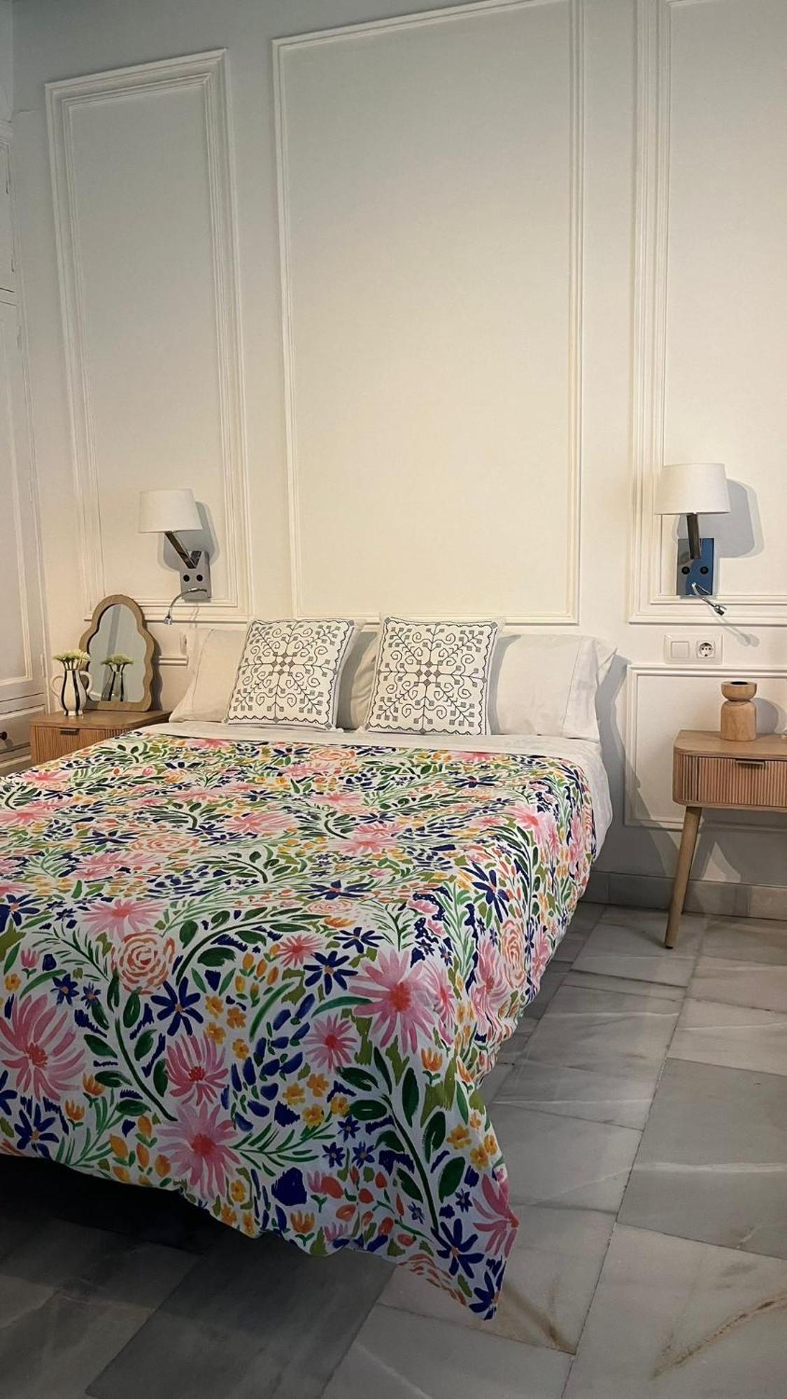 Apartamento En Casco Antiguo - Plaza De La Gavidia セビリア エクステリア 写真